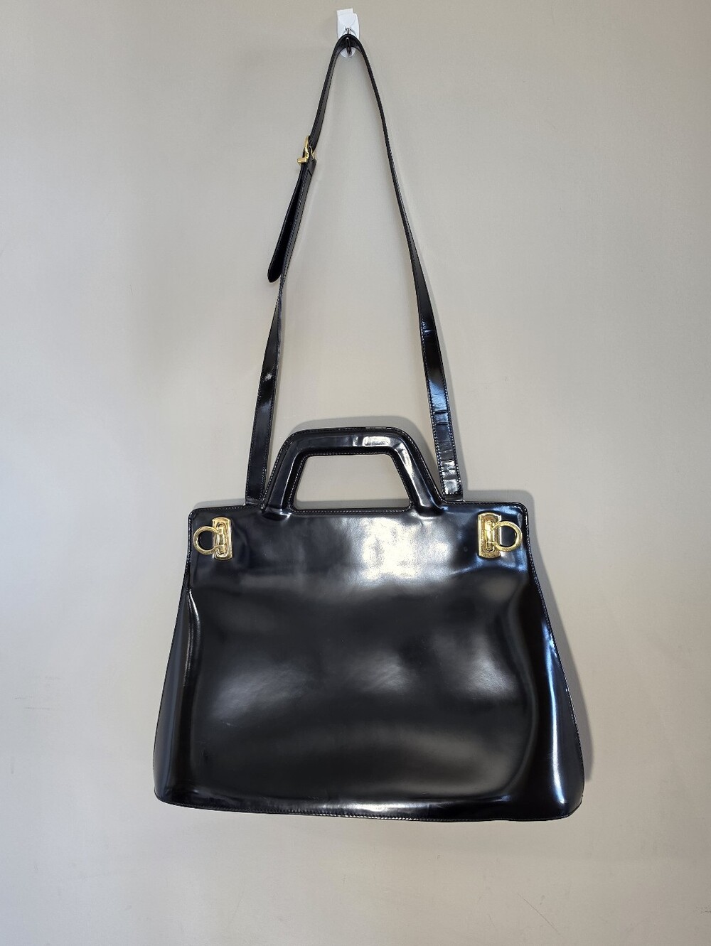 Ferragamo Wanda Black Patent Top-Handle handbag with strap - Picture 10 of 15